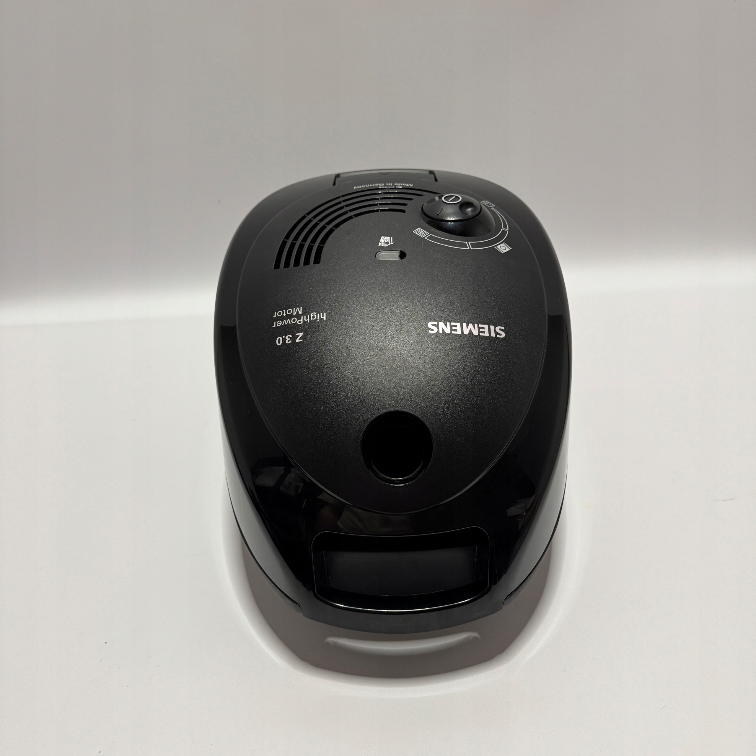 Odkurzacz workowy Siemens VS06A111
