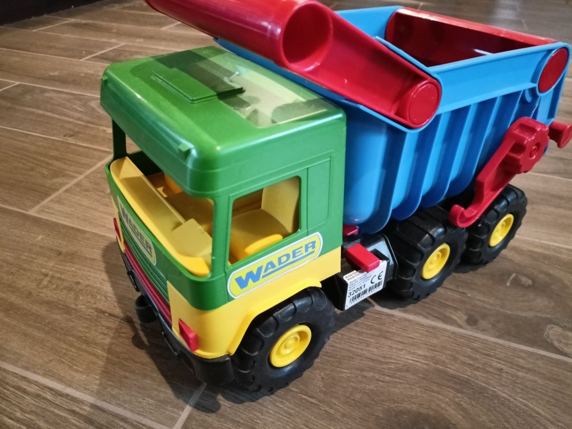 Wader  auto wywrotka