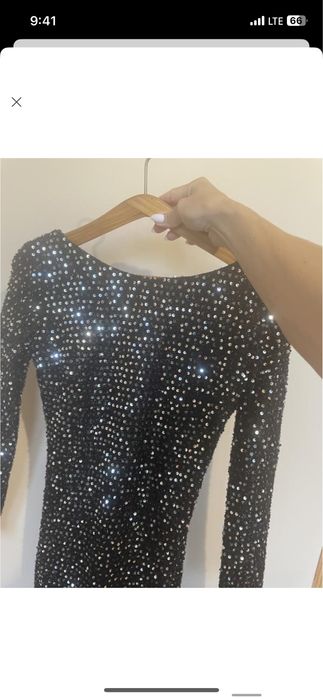 Продам святкову сукню чорного кольору