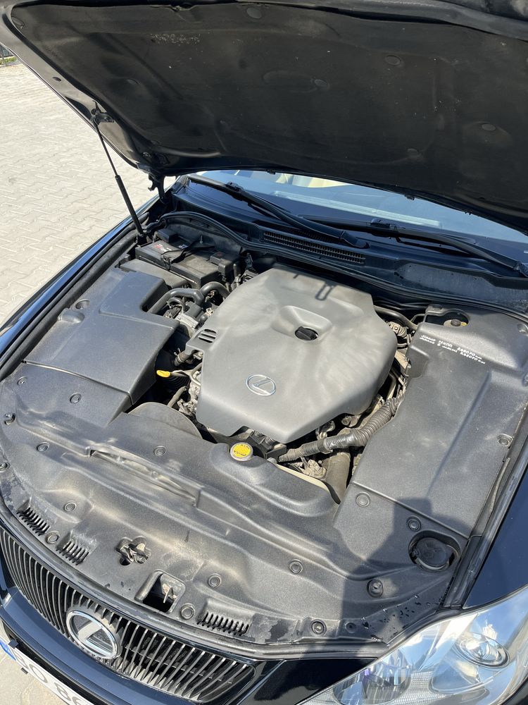 Lexus is220d diesel