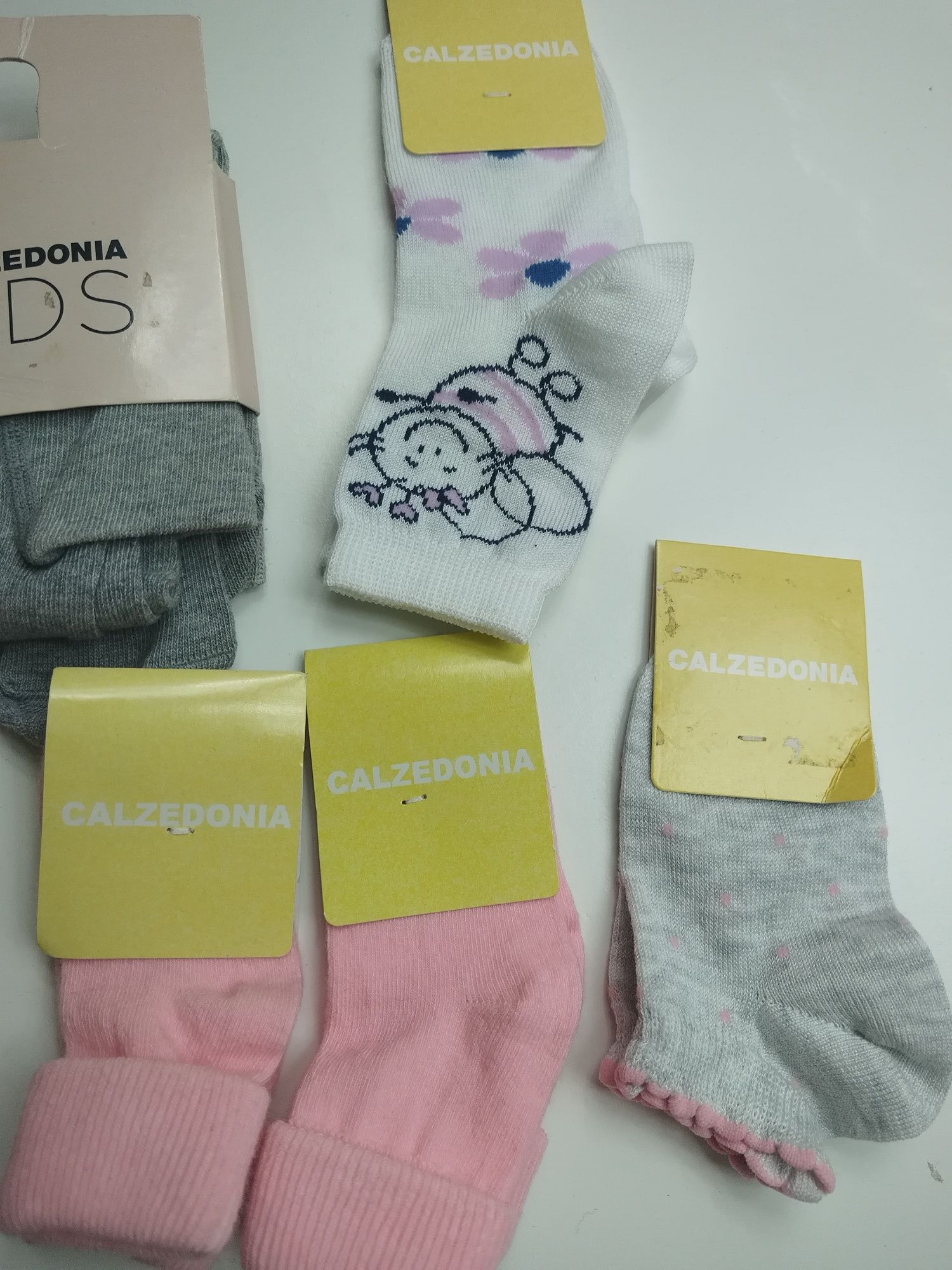 Calzedonia zestaw rajstopy + skarpety 7 sztuk nowe 6-12 mies.