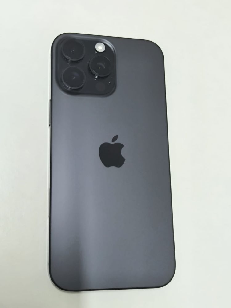 Iphone 16 pro max 256g c/factura e garantia