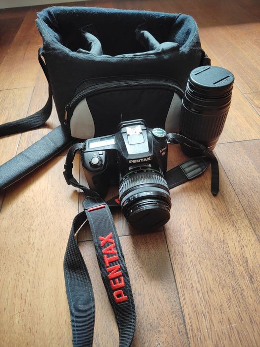 Aparat Pentax K100D + obiektyw Pentax 75-300