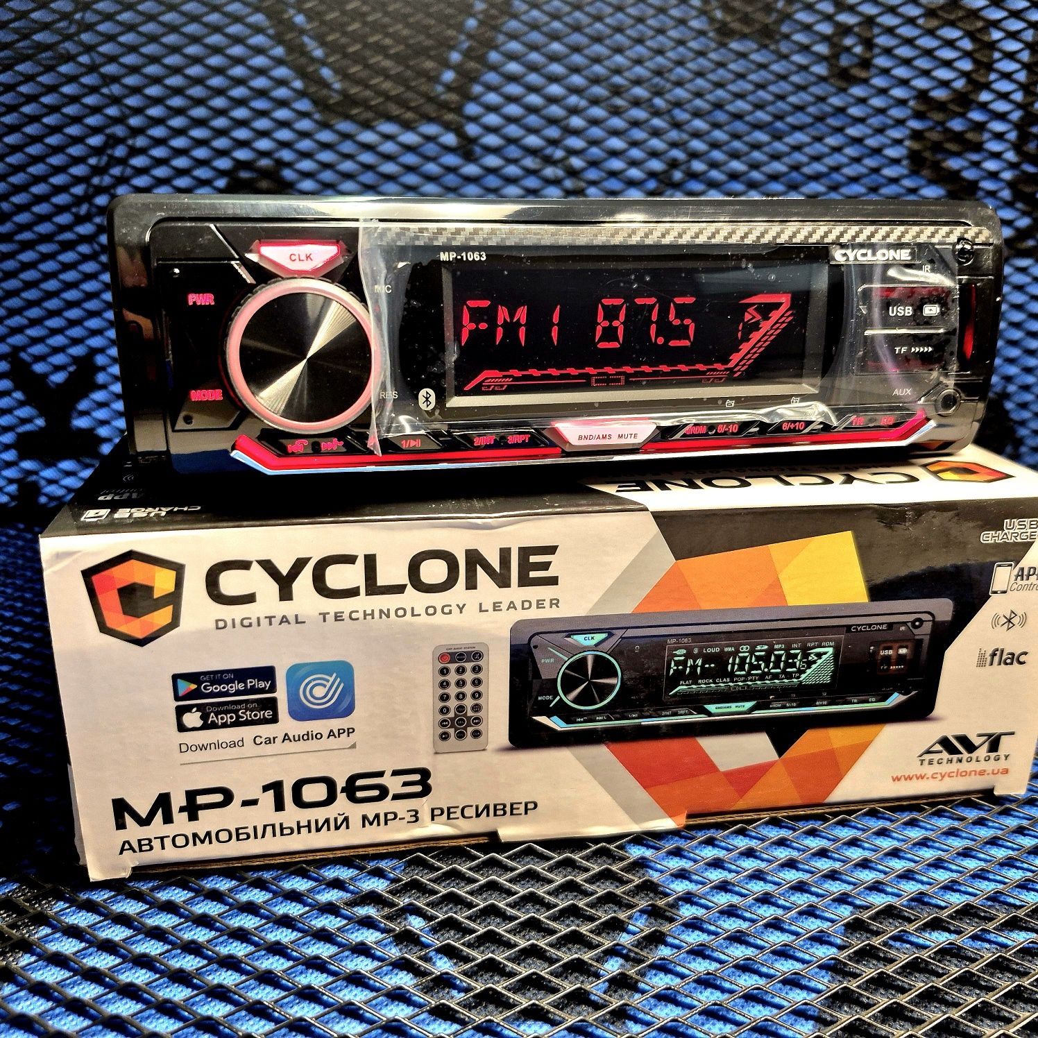 АвтомагнітолаCyclone MP-1063