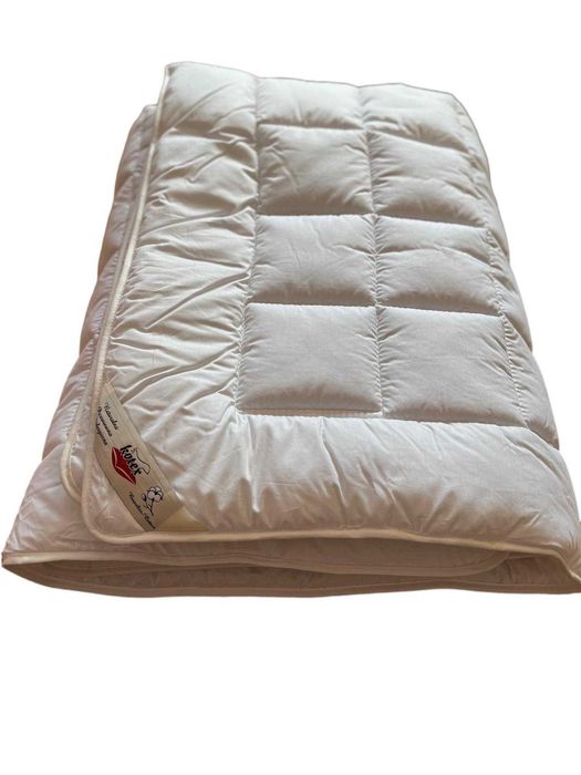 Kołdra 160x200 wsad wełna 100%/pokrycie bawełna 100%