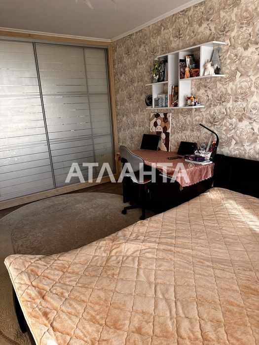 2 комн квартира с ремонтом Ленпоселок Магистральная