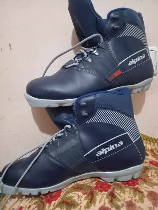 Лижні черевики  alpina NNN