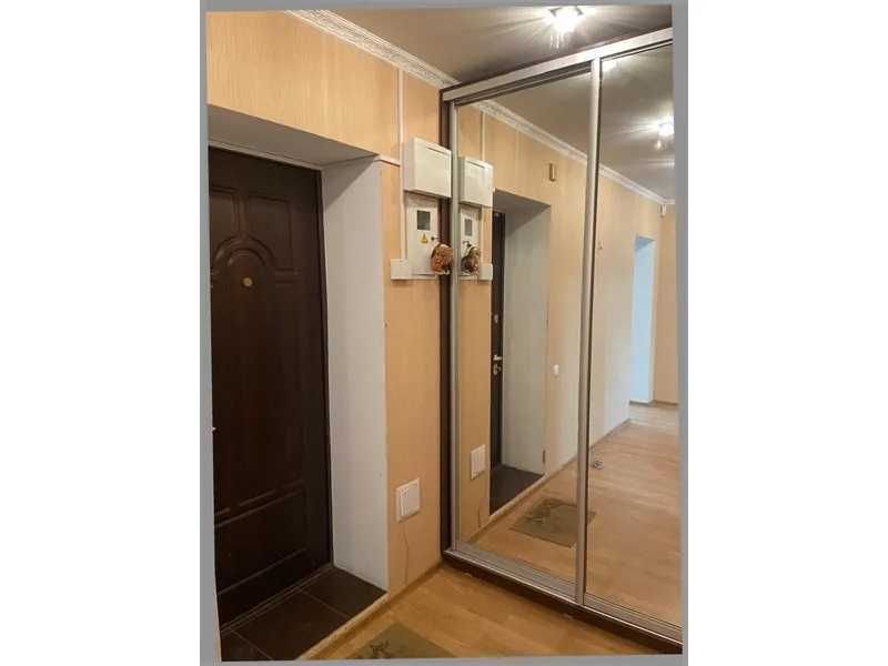 2 к. квартира,  2/5-ти,  53,7 кв. м, вул. Гоголя, 113