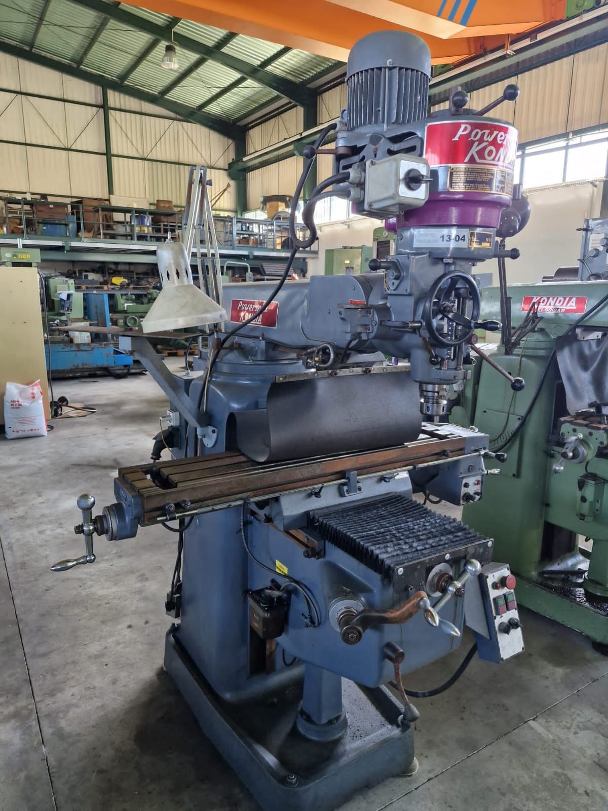 Fresadora kondia powermill