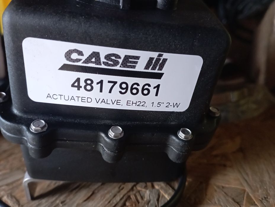 Клапан гідравлічний 48179661 Case New Holland