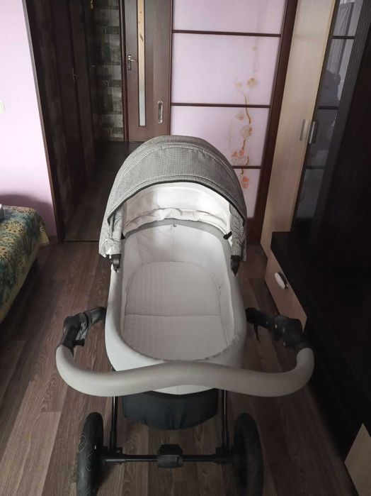 Дитяча каляска. 2в1.