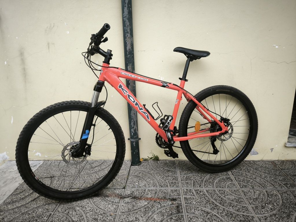 Bicicleta btt kona cinder cone