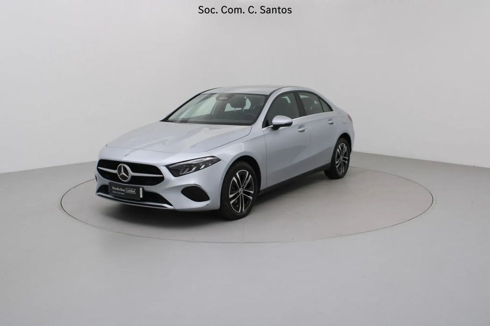 Mercedes-Benz A 250 Limousine e