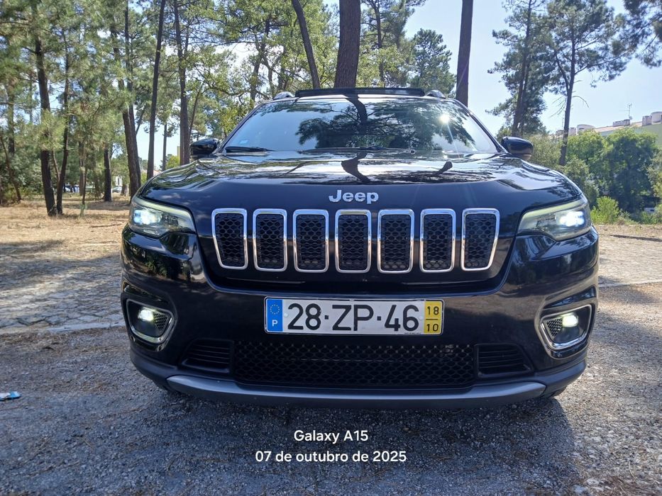 Jeep Cherokee limited motor 3.2 272cv ano 2018 gasolina só 140.000 km