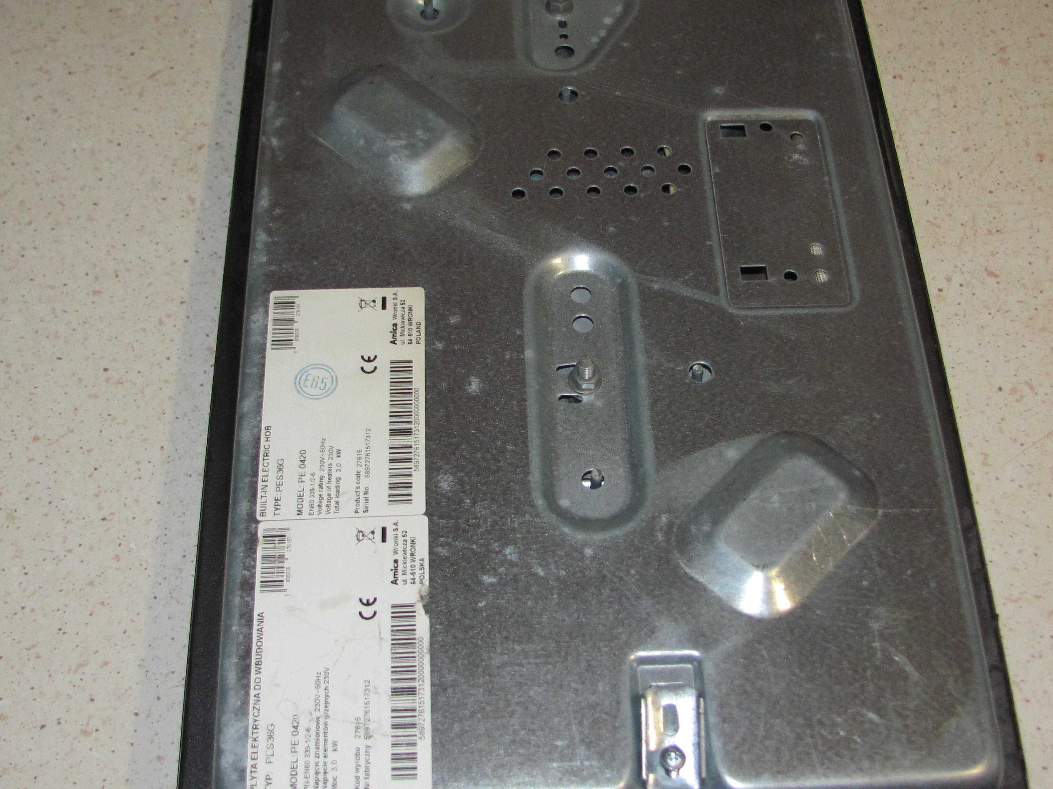 Kuchenka elektryczna AMICA  PE0420