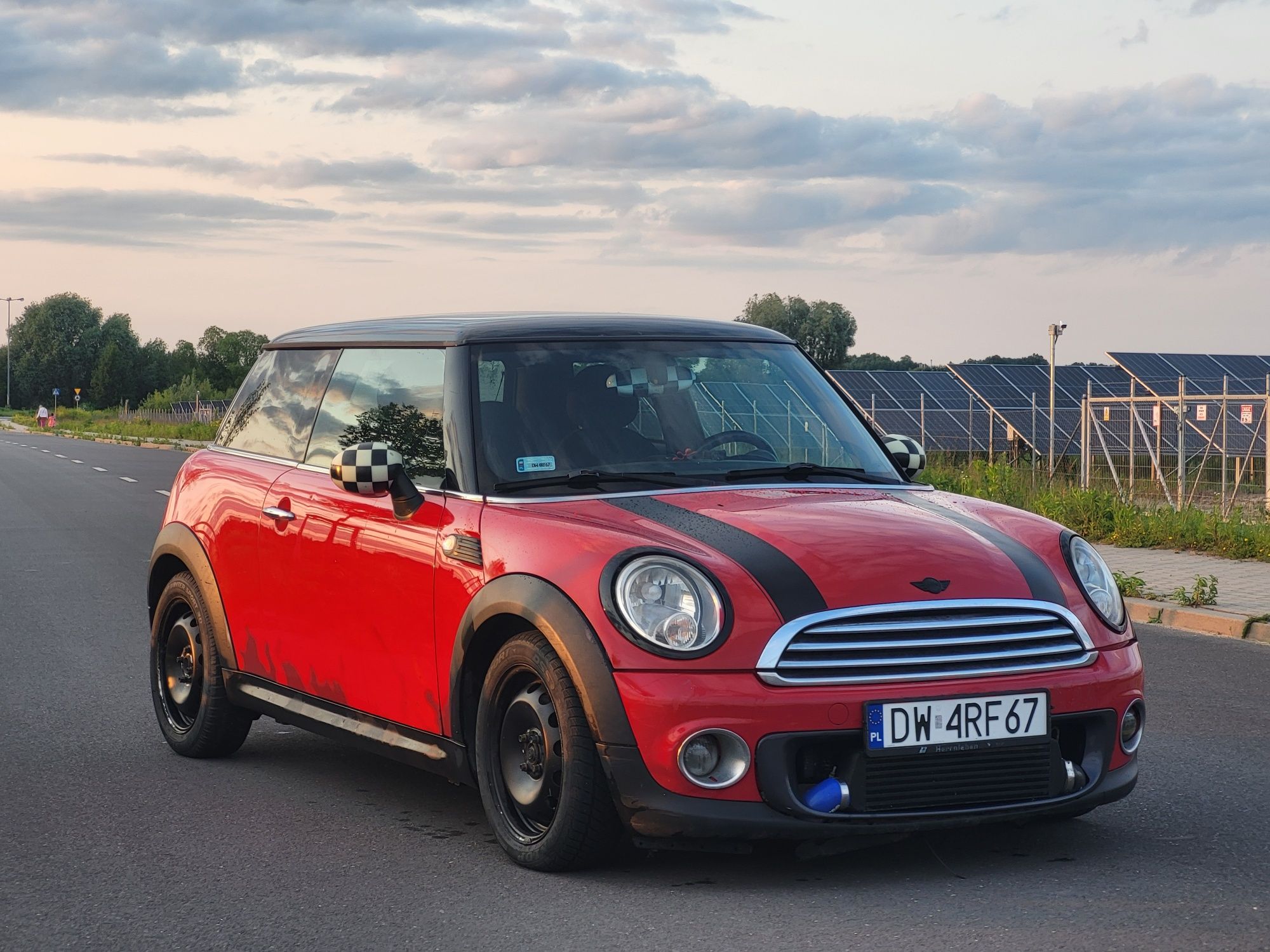 Mini cooper * 1.6D * 140 km*