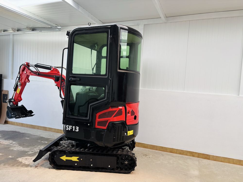 Mini Giratória 1300kg - Briggs Stratton