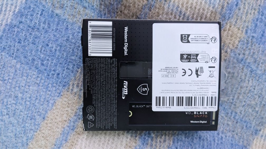 WD SN770 1TB SSD диск (накопичувач)