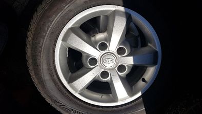 Kia Sorento 245/65R17