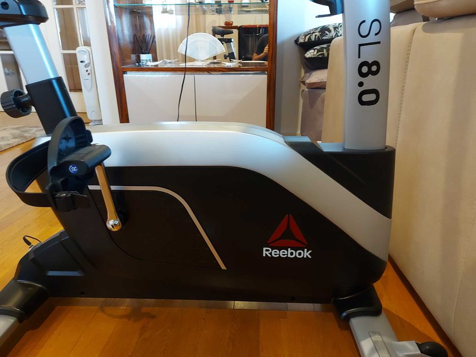 Bicicleta estática Rebook SL8