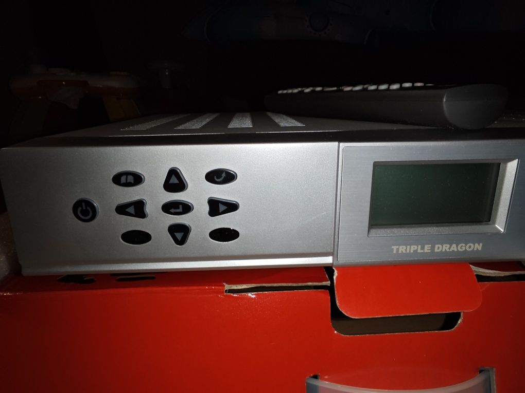 Dekoder Satelitarny Triple Dragon DBS 3000 Digital Satellite Receiver