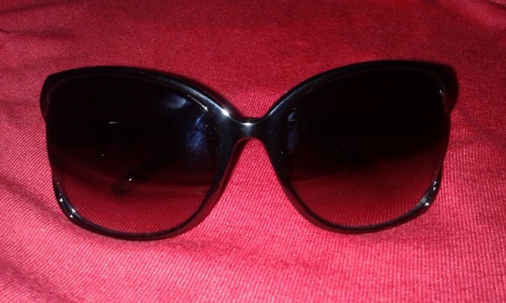 Óculos de sol NOVOS estilo Jackie Kennedy