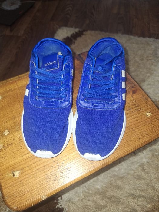 Красовки адидас.размер 31