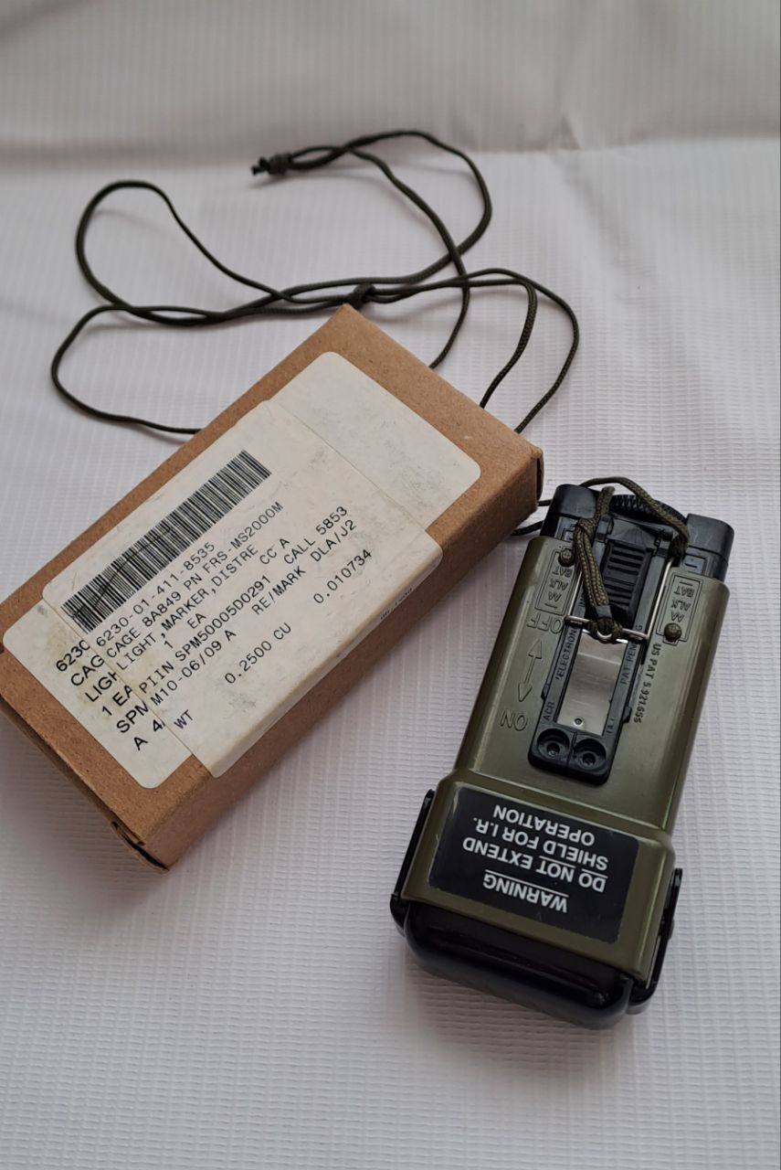 Ліхтарик, ІЧ маячок FRS / MS-2000 Strobe армії США