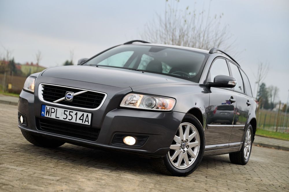Volvo V50 VOLVO V50 2.0-136Km_SKÓRA_Klima ALU Zarejestrowany