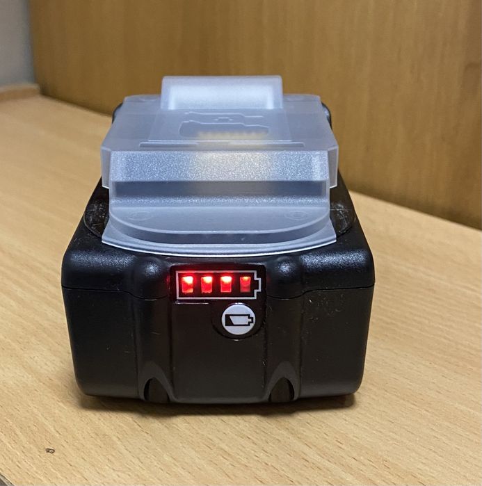 Акумулятор Makita BL1850B LXT 18V 5.0 Ah