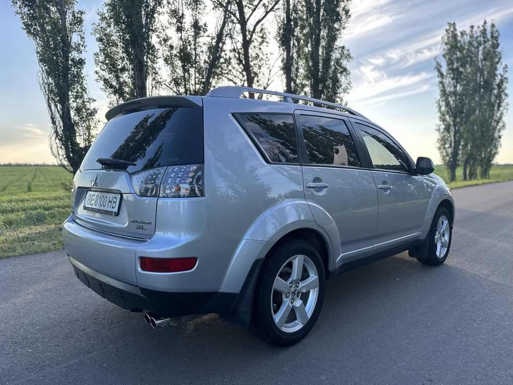 Mitsubishi OUTLANDER XL 3.0 gaz/benz