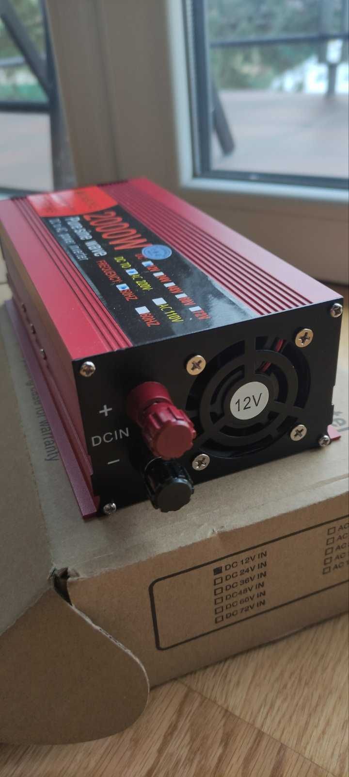 Інвертор Pure Sine Wave Inverter 12-220В 2000 Вт
