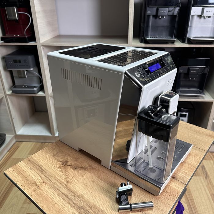 Кавомашина Delonghi Eletta Cappuccino Top ECAM 45.760.W