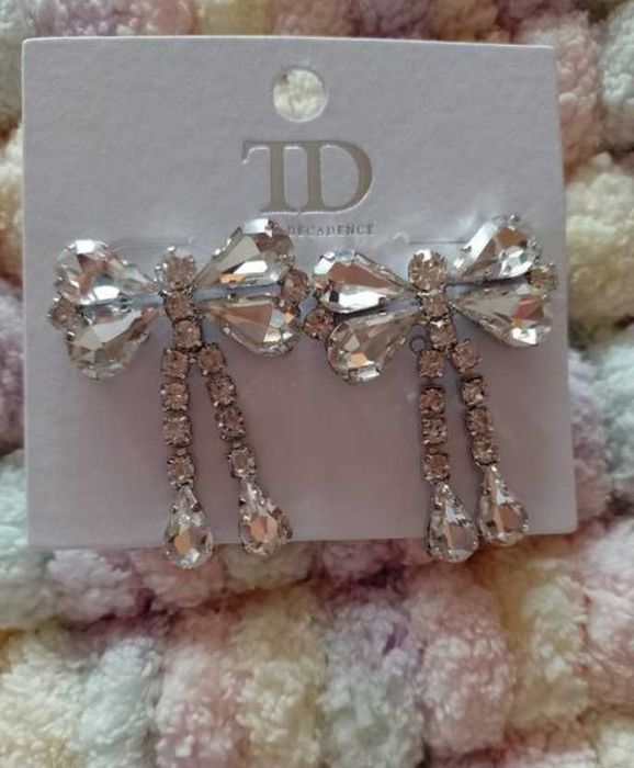 Bogato zdobione kolczyki ślubne z Londynu, NOWE