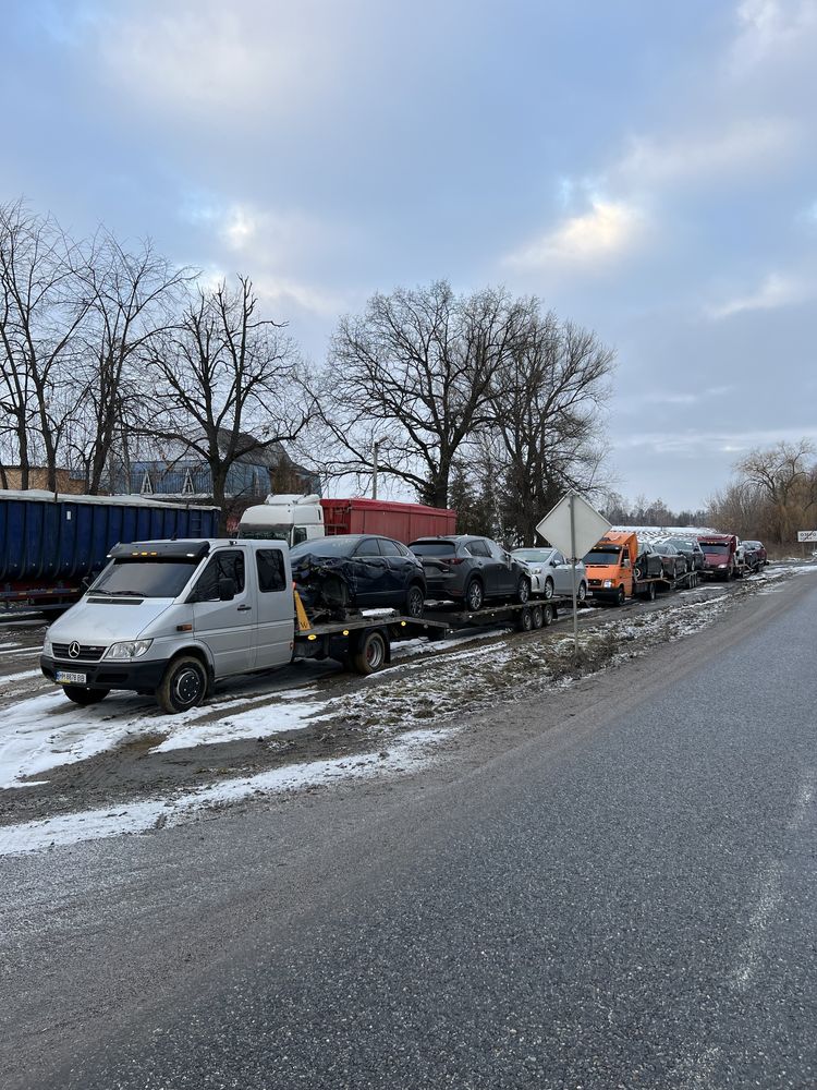 Евакуатор.Доставка авто з Європи.Лавета.Автовоз по Україні