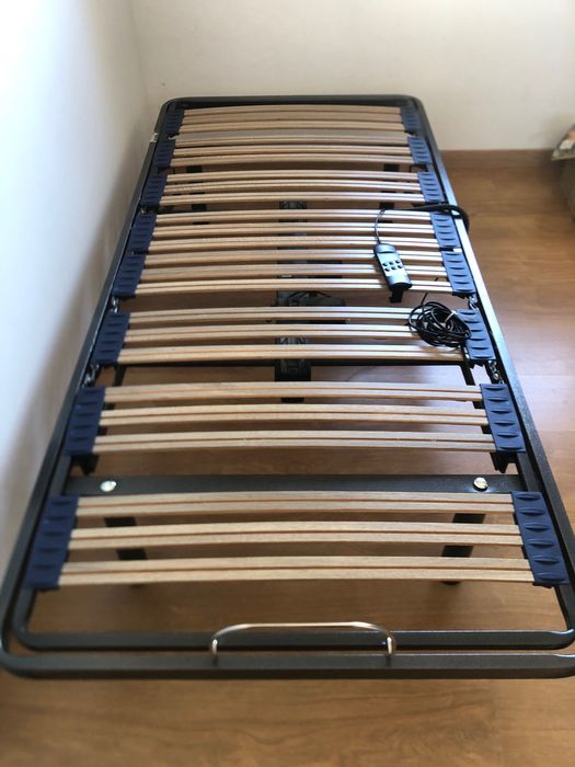 Cama elétrica articulada e colchão