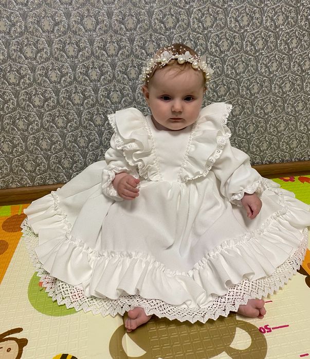 Продам святкову сукню на дівчинку