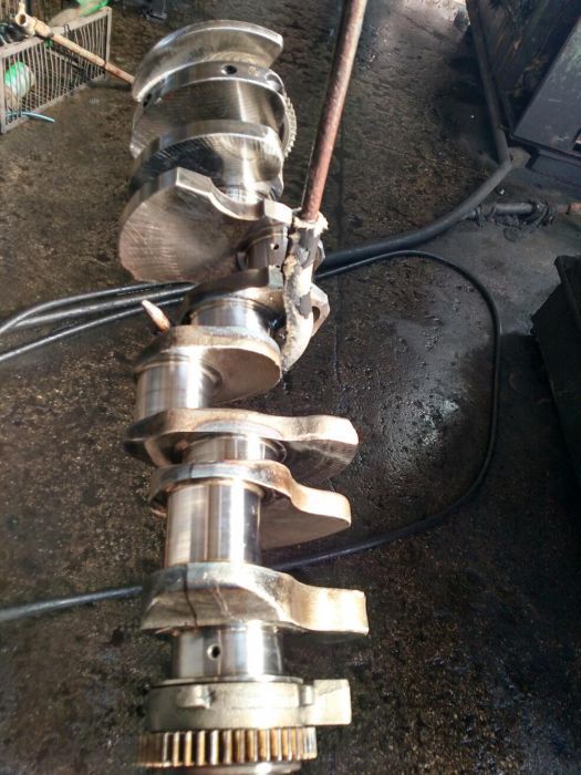 Коленвал Колінвал  камаз(радянський).є блок,головки,шатуни