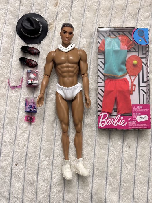 Lalka Glowa lalki Barbie Ken, ciało jak Adonis akcesoria buty