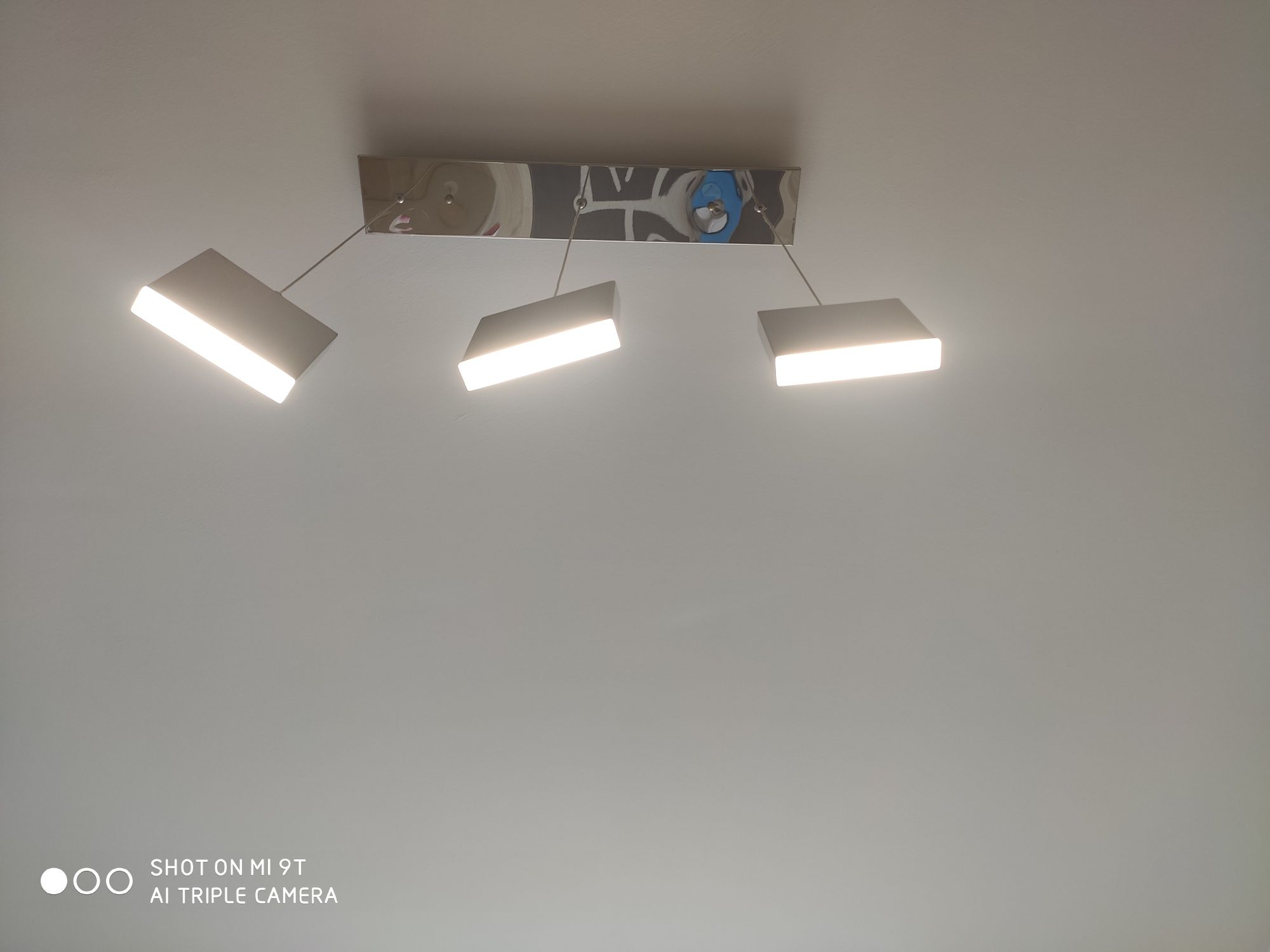 Lampa, żyrandol LED