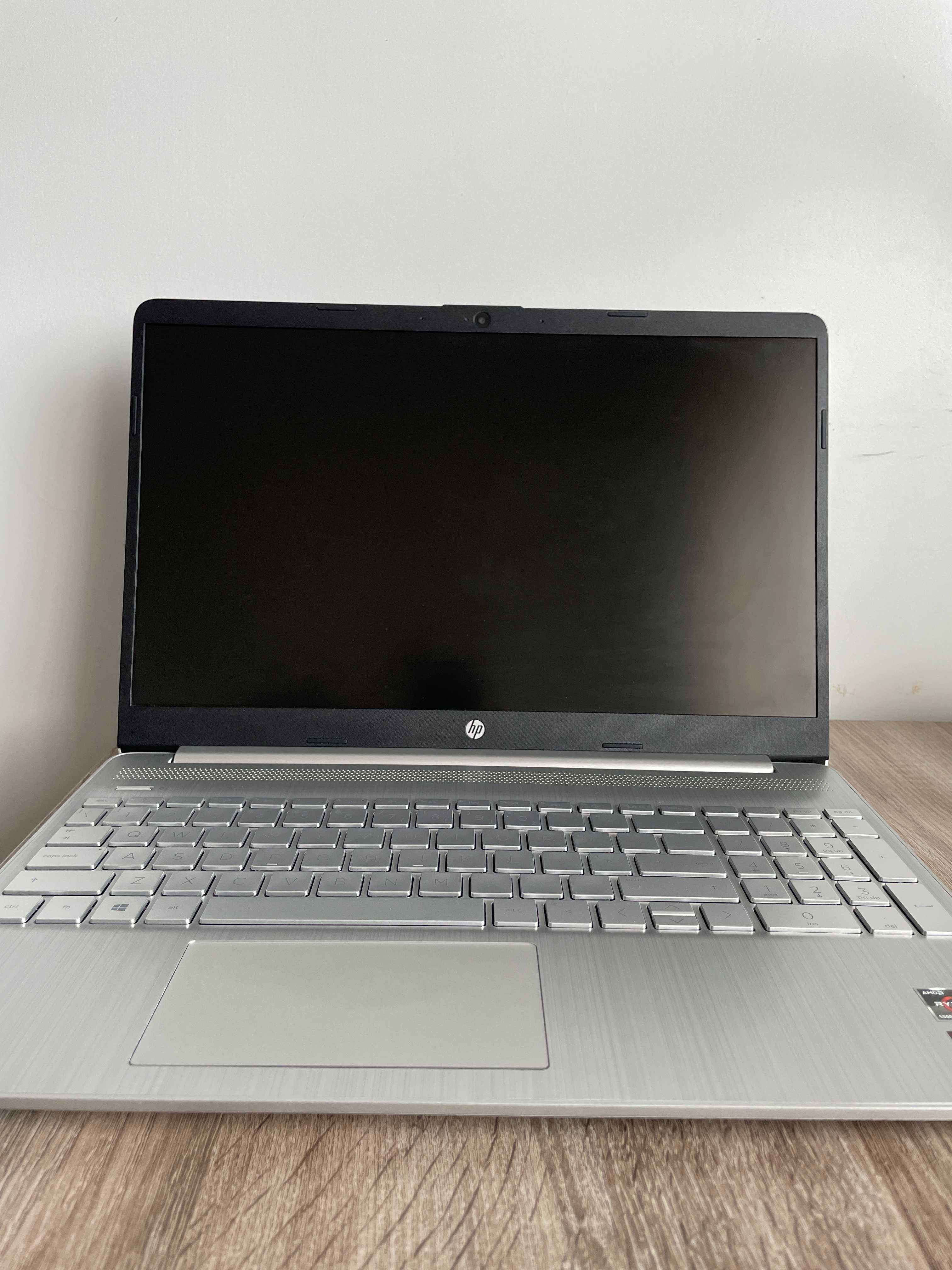 Laptop HP 15s Excelente Estado - Ryzen 7 - 16GB Ram - 512GB