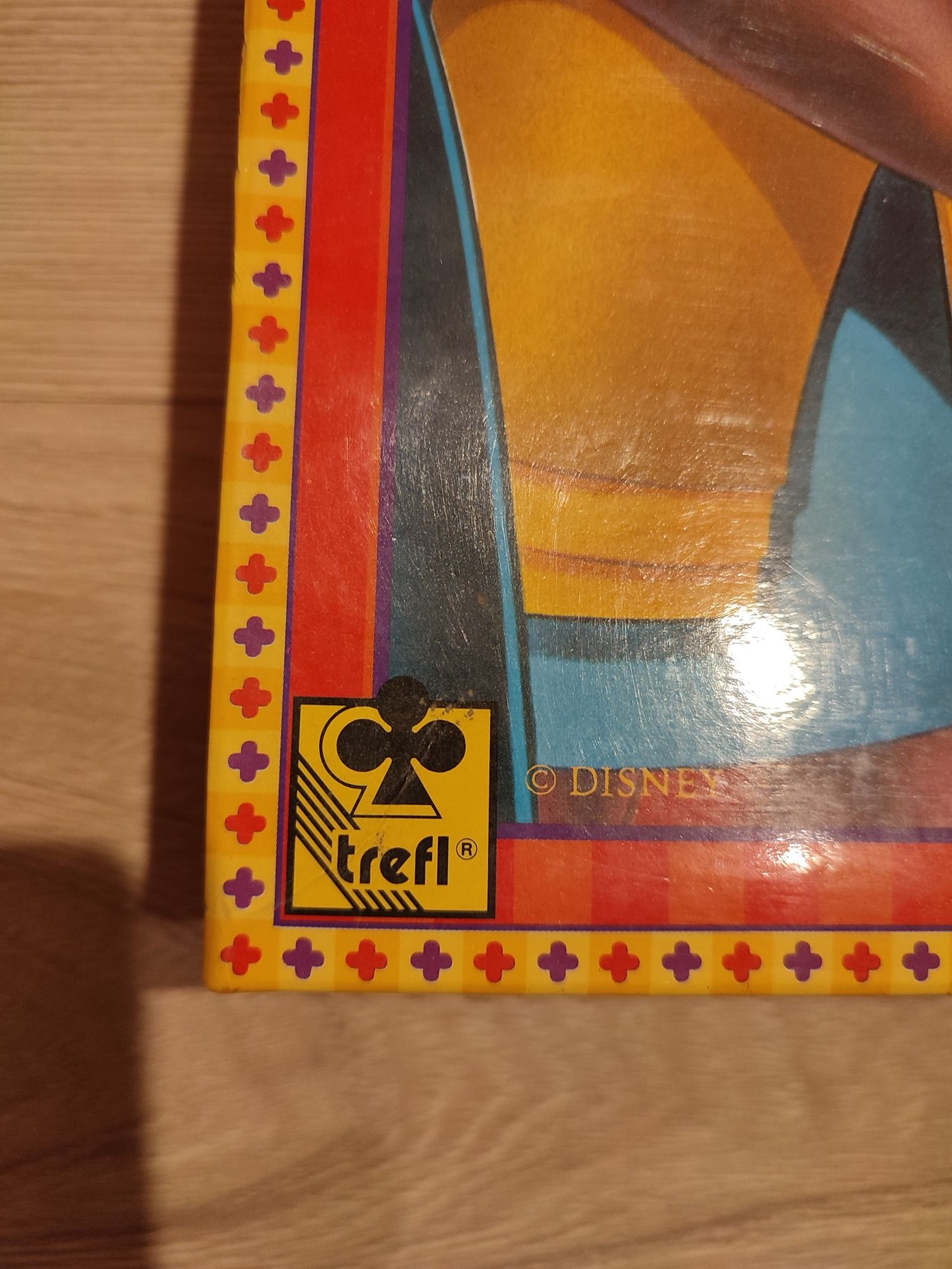 Stare puzzle Vintage Dzwonnik z Notre Dame 260 elementów