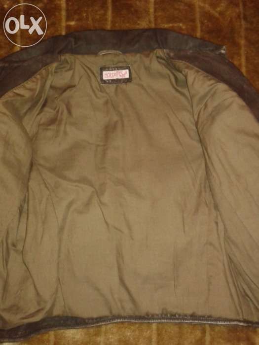 Casaco castanho em pele - M