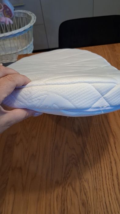 Kosz Mojżesza +dobry materac + karuzela +dodatki