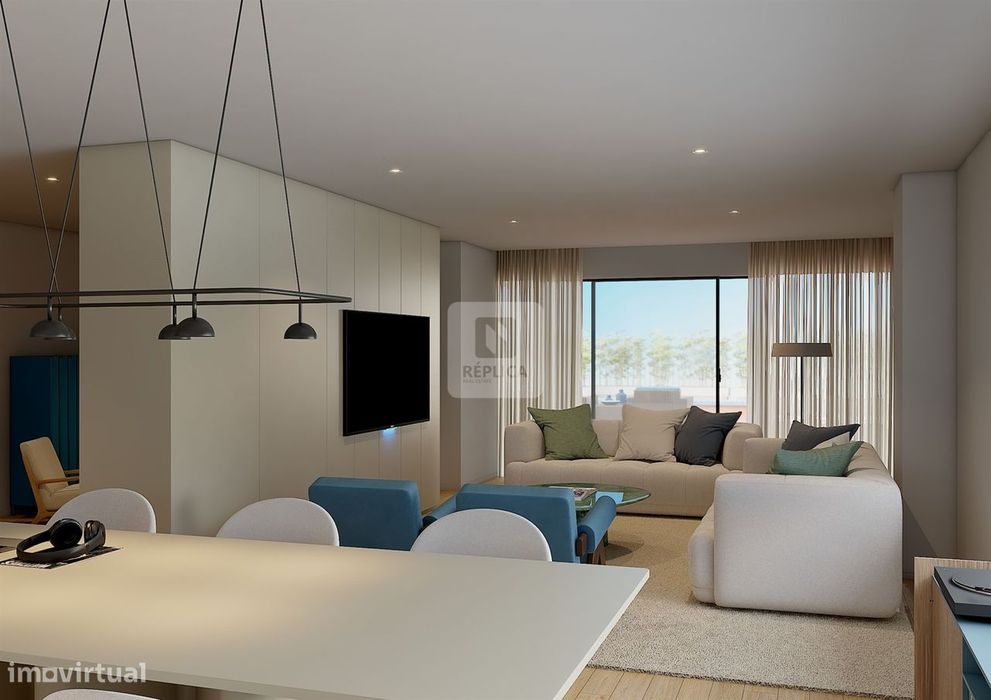 T3 nas Antas com Garagem e Varanda de 25m2