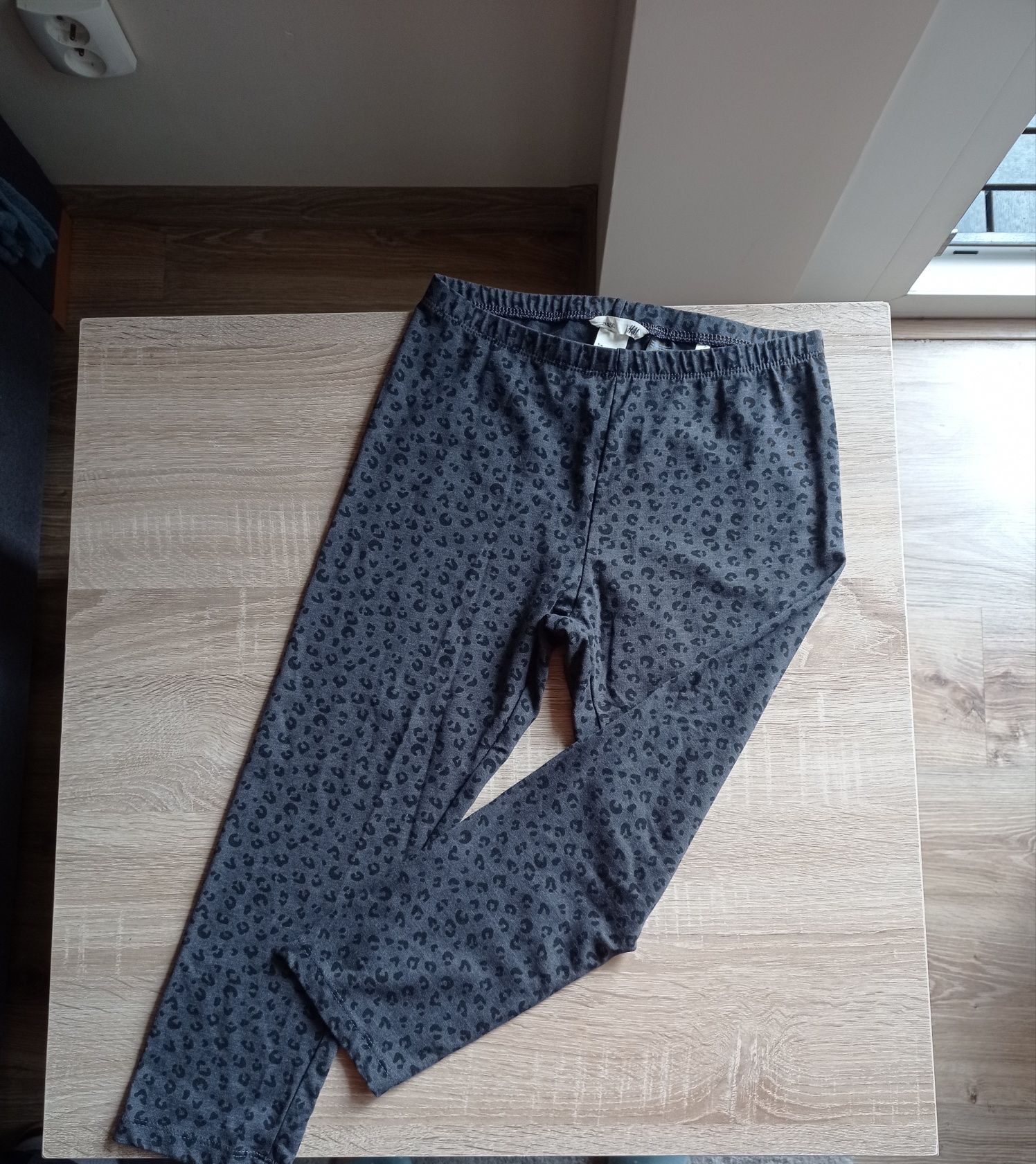 Nowe H&M spodnie legginsy rozmiar 158