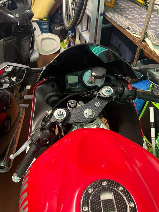 Mota Yamaha YZF - R6