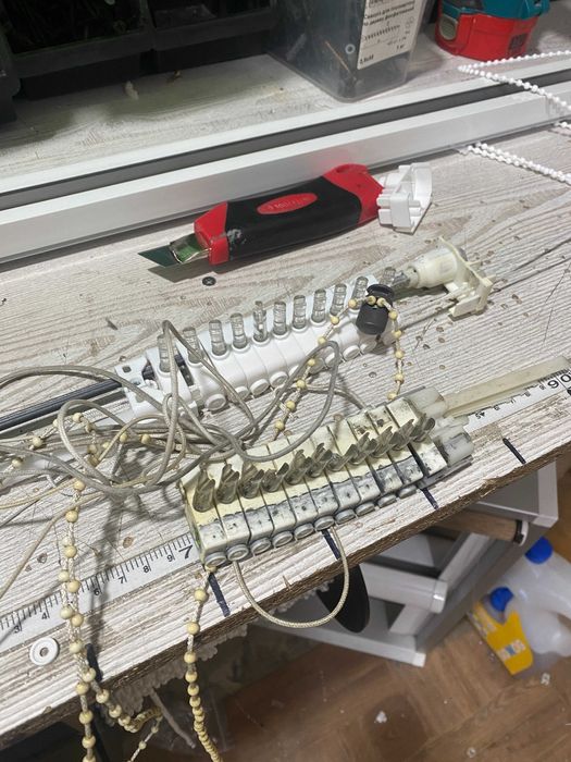 Ремонт тканинних ролет / жалюзі • Заміна тканини та фурнітури