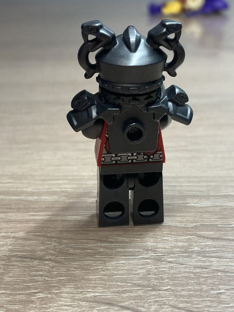 Lego ninjago figurka sezon 7 vermillion warrior