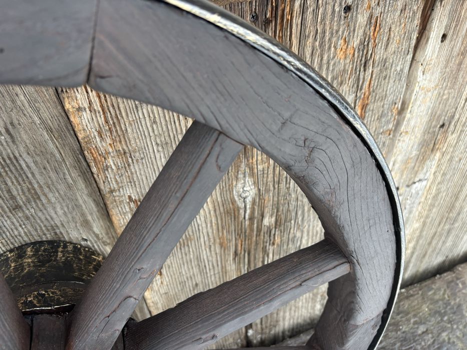 Stare koło drewniane od wozu PO RENOWACJI
